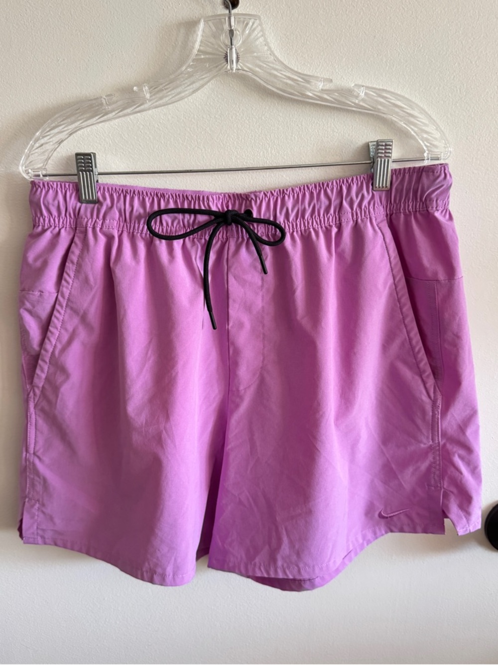 Nike Men's Lavender Dri-Fit Unlined 5” Versatile Athletic Drawstring Shorts L